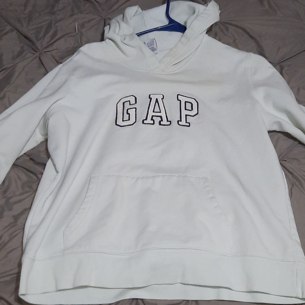 Gap sweatshirt